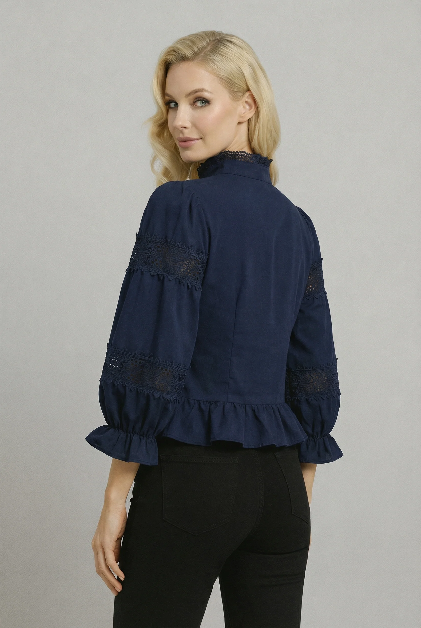 CH0220 PEPLUM LACE TOP (WHT, NAVY) - Image 3