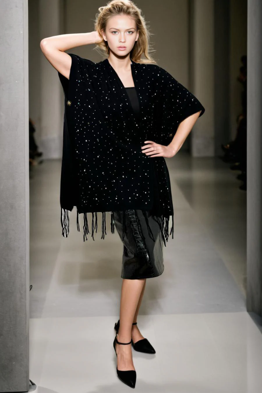 FL2007 CLOAK SWEATER TOP (BLK, KHAKI) - Image 3