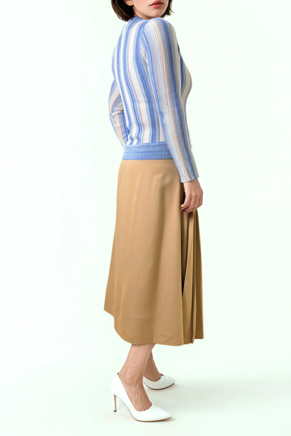 W5910 PLEATED FRONT WRAP SKIRT (BEIGE, BLACK) - Image 3