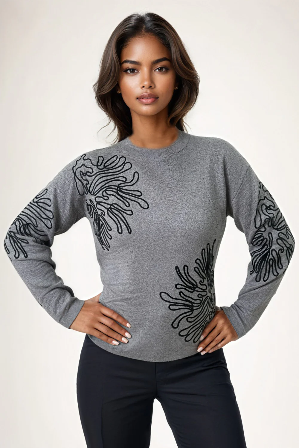 JS0019 EMBROIDERY LINE ART SWEATER (GREY, CREAM) - Image 2