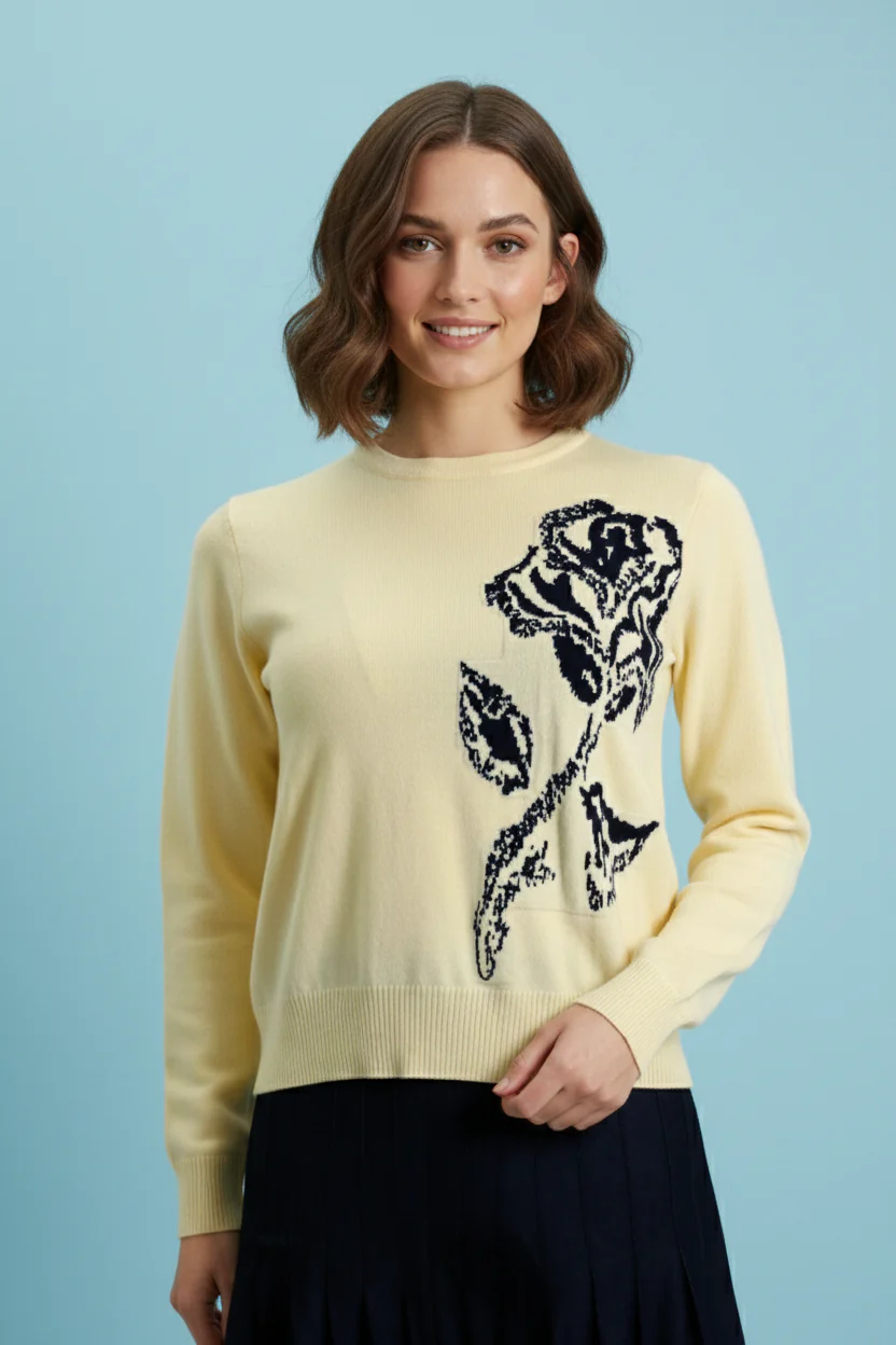 SK025 GRAPHIC ROSE SWEATER (BLK, YELLOW) - Image 2