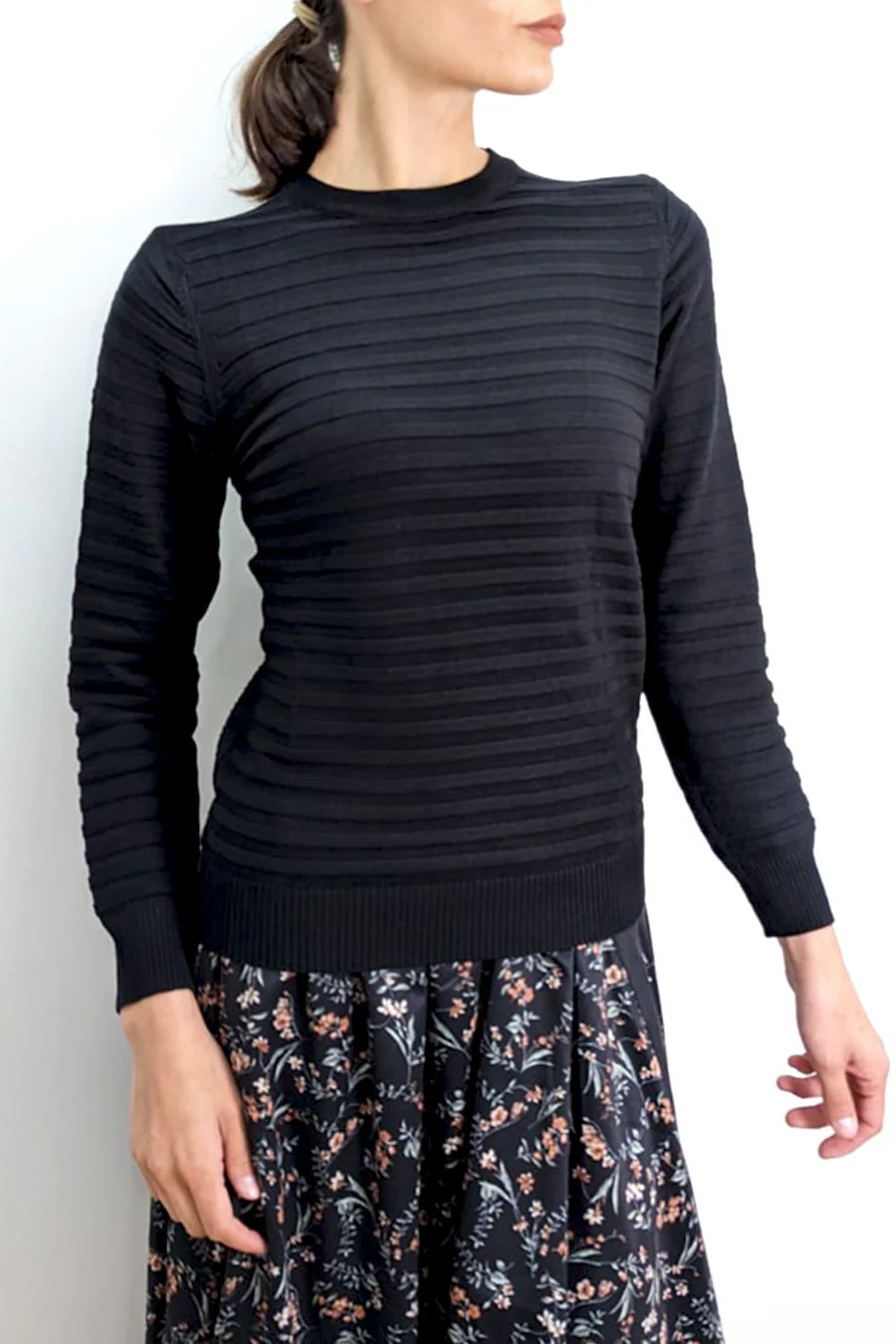 SK21069 TONAL STRIPED SWEATER