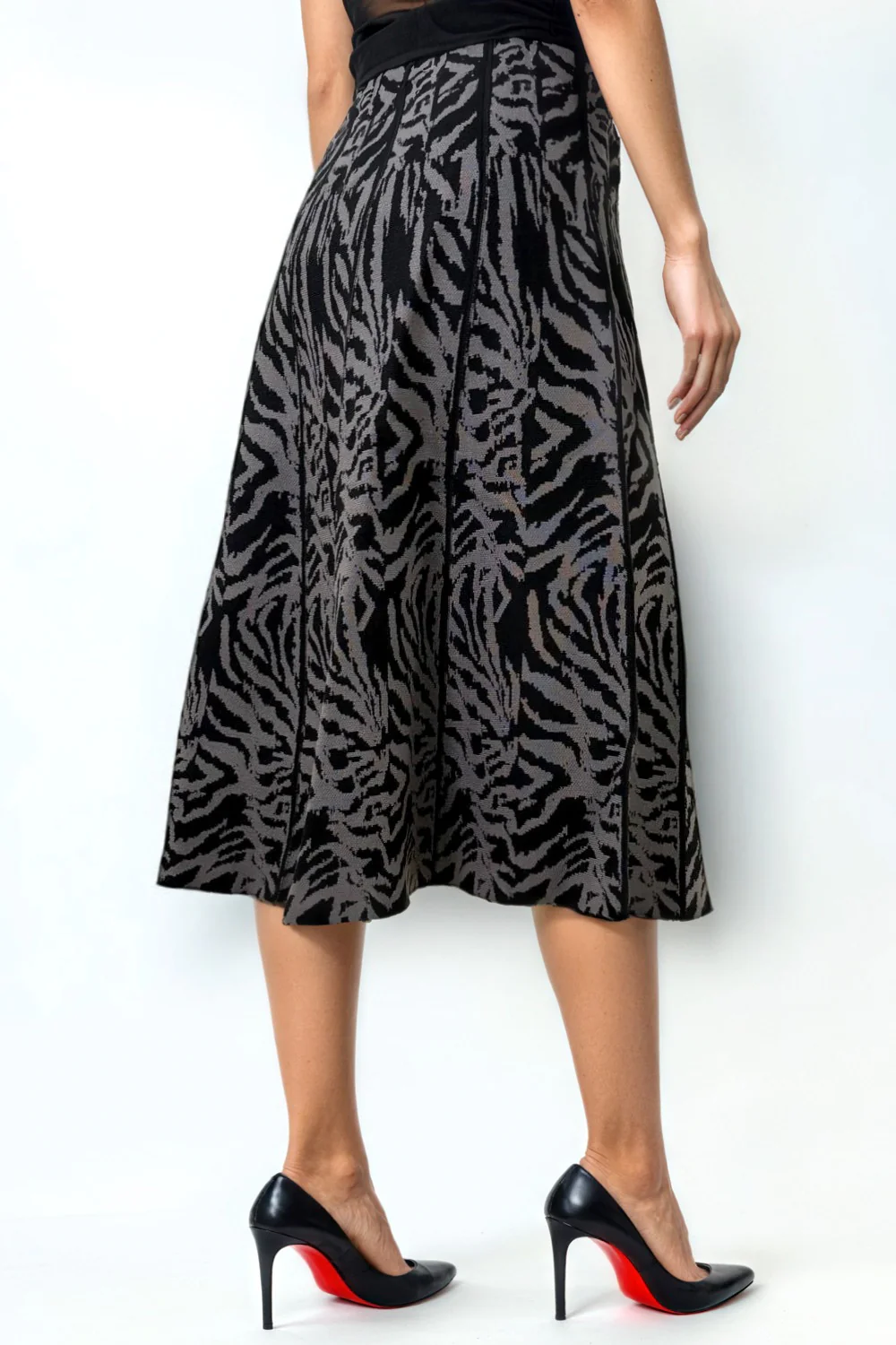 SK21085 ZEBRA PRINT KNIT SKIRT (GRAY, PLUM) - Image 2