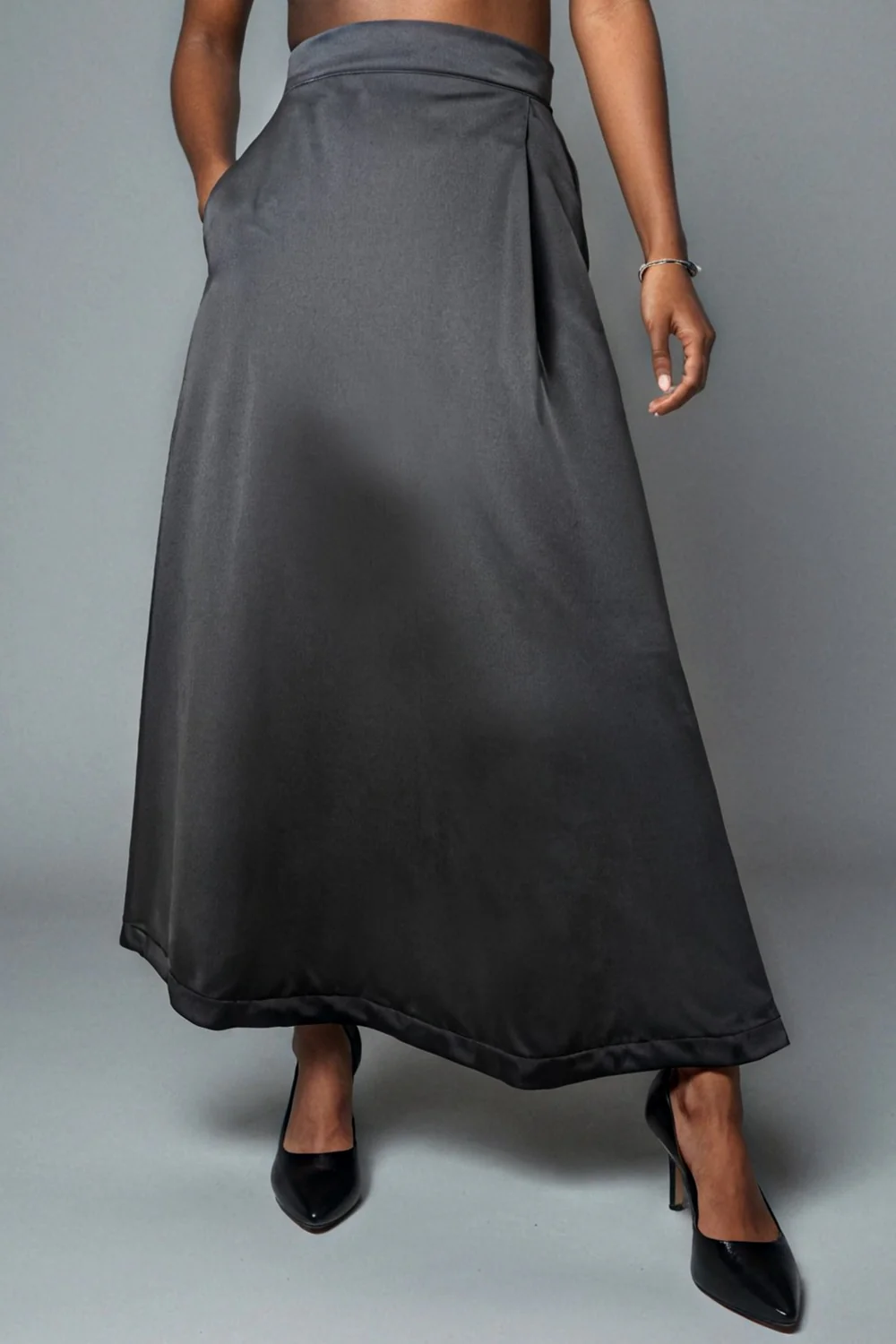 X7999 A-LINE SCUBA SKIRT (BLK, WHT) - Image 2